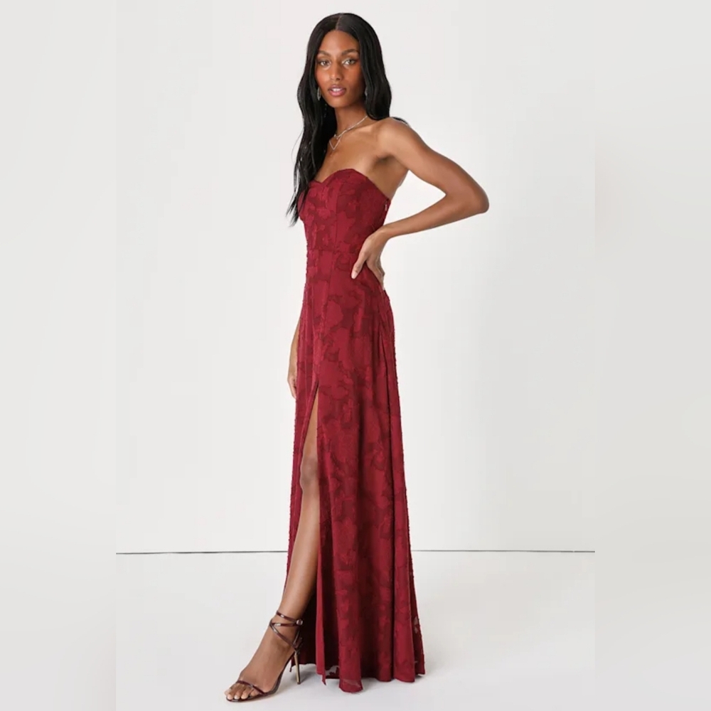 NWT Lulu's Burgundy Floral Burnout Strapless Maxi Dress Size Medium=6/8 - Picture 2 of 5